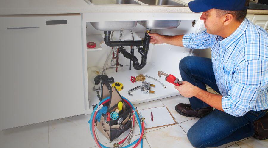 Local 24/7 Emergency Plumbing in Heltonville, IN